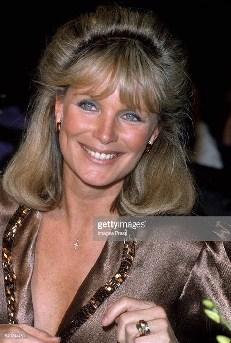 May 09, 2021 · linda evans, 78, knows her mind, especially when it comes to her romantic life. Ladies in Satin Blouses: Linda Evans - brown satin blouse