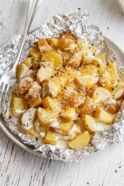 Pair it with some grilled asparagus and corn on the cob. Parmesan Ranch Potatoes in Foil Packets | Foil packet ...