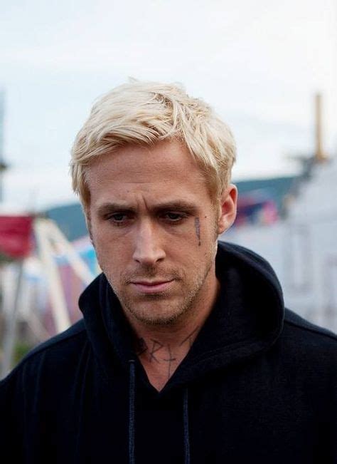 So Hot In The Move Place Beyond The Pines Ryan Gosling Celebridades Masculinas Actrices