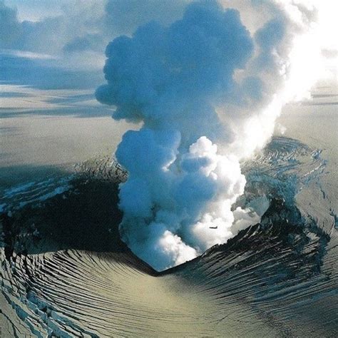 The Subglacial Eruption Of Icelands Bardarbunga Volcano 8 14 2014 To