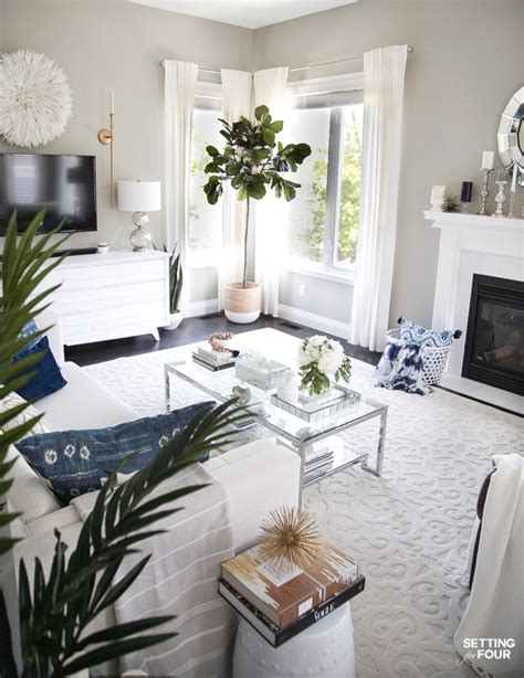 The living room is one of the most frequently used spaces in the house, so it needs to both look good and stand up well to daily activities. Elegant Living Room Decorating Tips for Summer - Setting ...