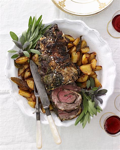 Easy christmas dinner menu with beef rib roast 16 16. Easy Holiday Menus | Dinner recipes, Roast, Food recipes