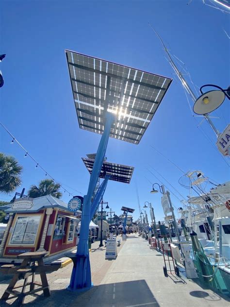 Gulf Power Instala árboles Solares En Harborwalk Village ~ Gulf Power