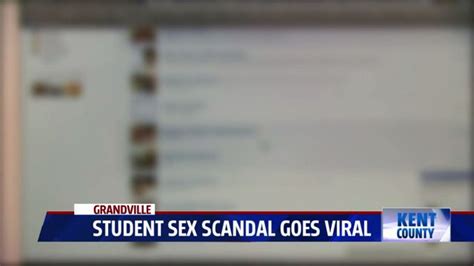 Teen Sexting Pic Goes Viral Students And Law Experts Speak Out About
