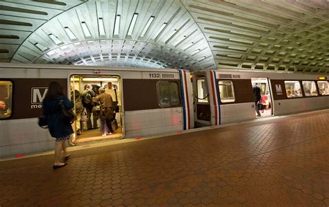Entire Dc Metro Subway To Shut Down For Inspections Cbs News