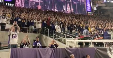 Minnesota Vikings Fans Do Epic ‘skol Chant During Game Video The