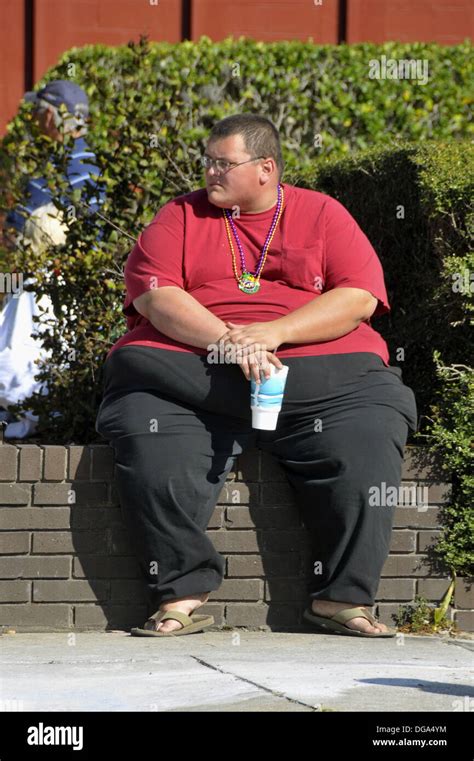 Morbidly Obese White Male At Lake Wales Mardi Gras Celebration Central