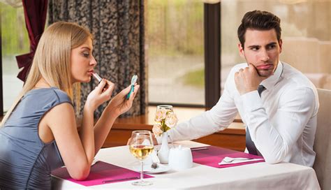 The official twitter for channel 4's #firstdates and #firstdateshotel. 18 Things You HAVE to Avoid Doing on Your First Date!
