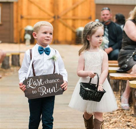 Ringbarrier Ring Bearer Wedding Ring Bearer Signs Wedding Photo Props