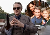 Inside Cary Elwes’ Family Life with Wife and Daughter