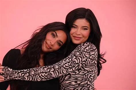 Kim Kardashian And Kylie Jenner Look Almost Identical