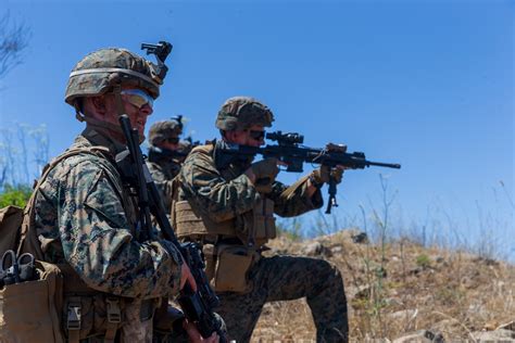 Dvids Images 4th Mardiv Marines Compete During Rifle Squad