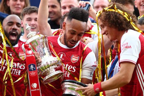 Browse millions of popular arsenal wallpapers and ringtones on zedge and personalize your phone to suit you. Arsenal predicted XI today: Rarely-seen £7m man starts as ...