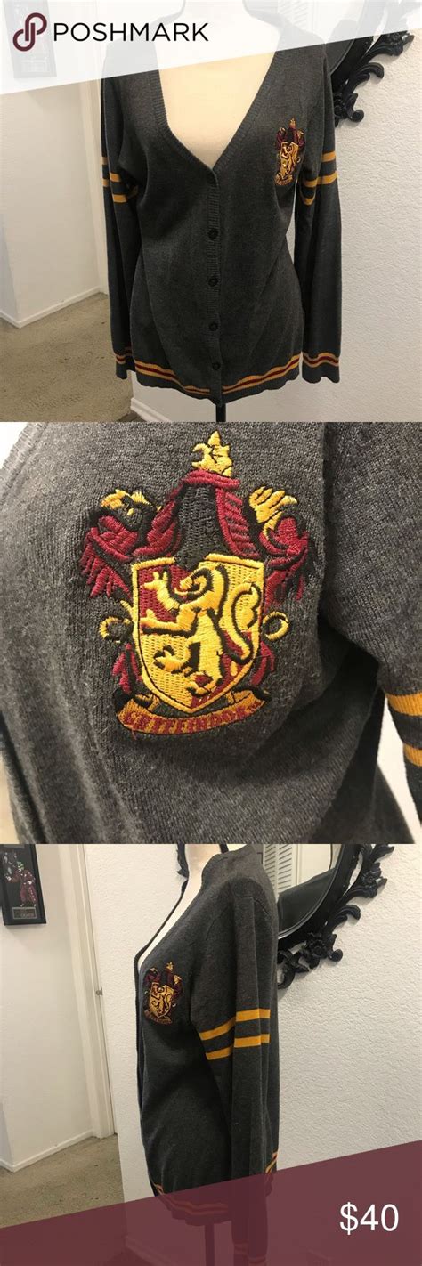 Harry Potter Gryffindor Cardigan 🦁⚡️ Hot Topic Sweaters Harry Potter
