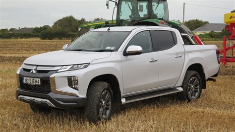 Mitsubishi L200 Takes On Hilux In 4×4 Pick Up Market Wheels And Fields