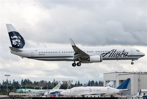 Photos Boeing 737 990er Aircraft Pictures Alaska
