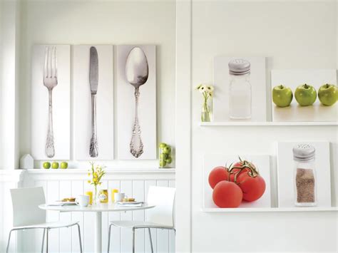 How To Decorate A Large Kitchen Wall