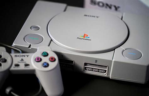 Playstation 1 Console Review A Gaming Legend Is Born Star Struck Gaming