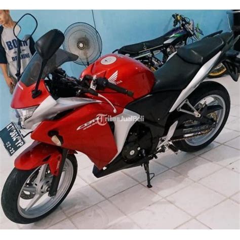 Hallo sahabat nhis, berikut ini video yang menginformasikan tentang motor sport bekas harga murah untuk harian. Motor Sport Murah Honda CBR 250 ABS Bekas Tahun 2011 ...