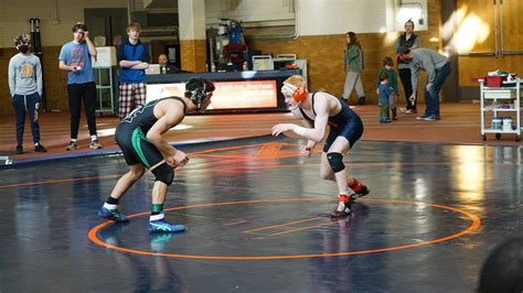 Oprf Fenwick Wrestling Grapple With High Hopes Wednesday Journal