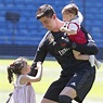 Thibaut Courtois con sus dos hijos en el Santiago Bernabéu - Thibaut ...