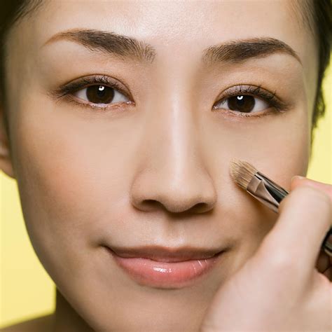 7 Common Concealer Mistakes How To Apply Concealer Allure