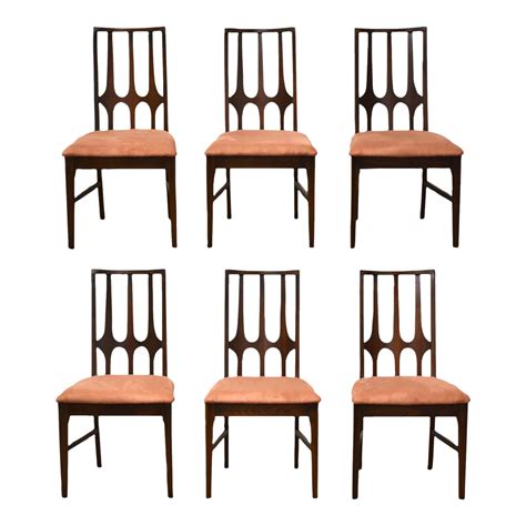Broyhill Brasilia Walnut Dining Chairs Set Of 6 Chairish