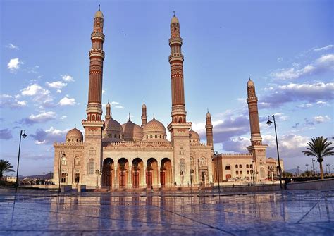 From Wikiwand جامع الصالح Mosque Yemen Sanaa