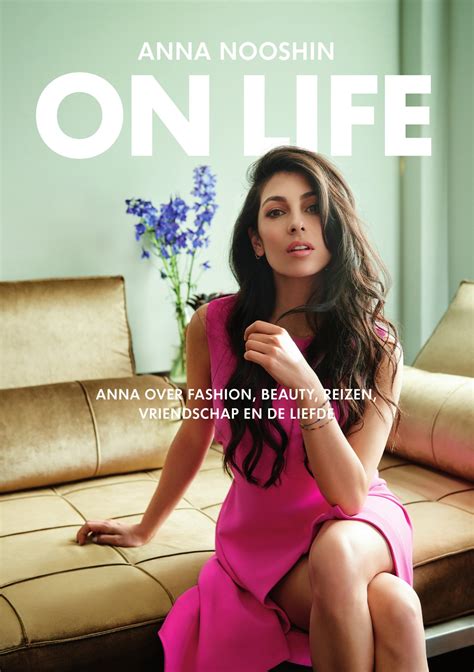 @bnnvara anna nooshin onderzoekt het schoonheidsideaal in de toekomst. On life - Anna Nooshin | Adorable Books boekenblog