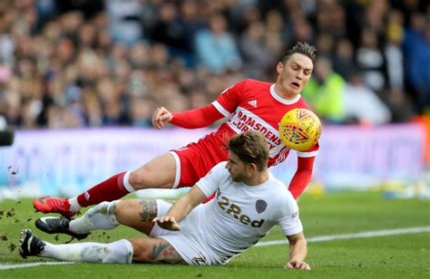 Connor roberts is a welshman professional football player who best plays at the right wing back position for the swansea city in the efl championship. Connor Roberts returns to Swansea as Middlesbrough loan is ...