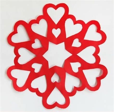 25 Awesome Diy Snowflakes For Valentines Day In 2020