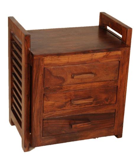 Sheesham wood ranges from being golden brown to a dark brown or chestnut color with darker streaks that give this wood a rich and lustrous appearance.the wood is sturdy and tough with a straight grain, though it could also be found to be interlocked. Sheesham Wood BedSide Table With 3 Drawers - Buy Sheesham ...