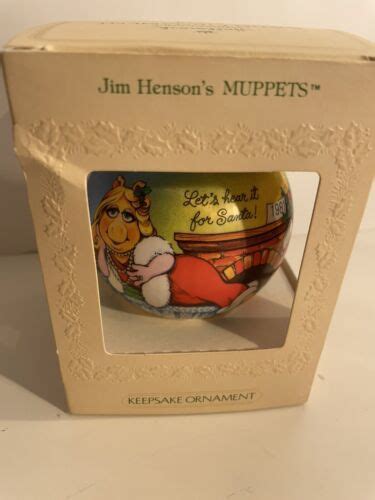Vintage Hallmark 1981 Muppets Miss Piggy And Kermit Frog Christmas Satin
