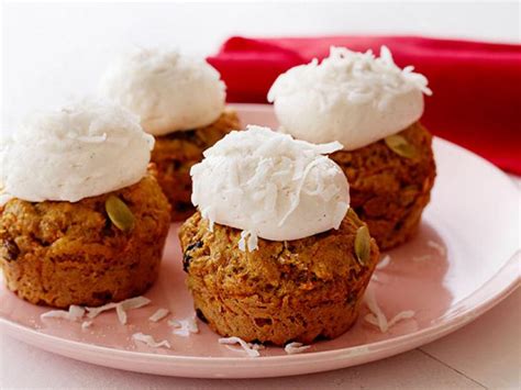 Low Fat Carrot Cupcakes With Homemade Low Fat Cream Cheese Frosting