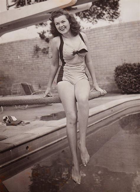 Ww2 Photo Wwii Actress Barbara Hale In Bathing Suit World War Two Pinup 8045