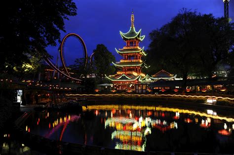 Tivoli At Night 5 Copenhagen 2 Pictures Denmark In Global Geography