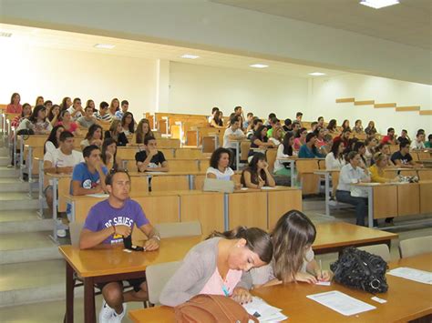 Campos bahía de algeciras, campus de cádiz, campus de jerez y campus de puerto real. Notas de corte Universidad de Cádiz | Notas de Corte 2016