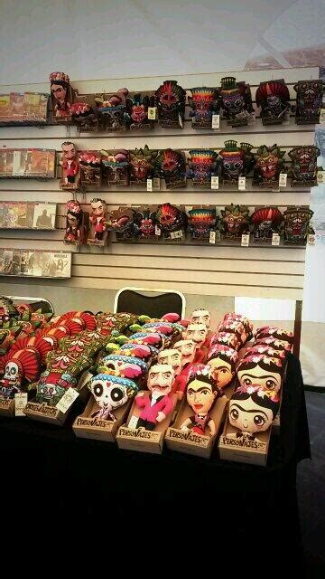 12,619 likes · 32 talking about this. Rictus caricaturista on Twitter: "Los muñecos de Los Dioses Aztecas a la venta en la ...
