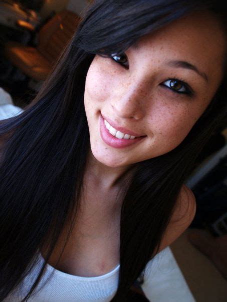 hot pinay babe with a beautiful smile filipina sexyoriental sexypinay freckles girl beauty