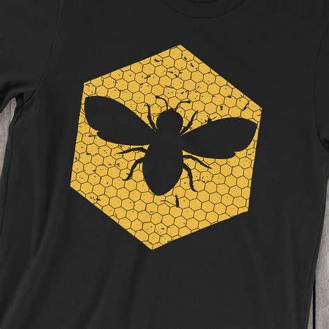 Honey Bee Grapic Bee Shirt Bees Tee Save The Bees Etsy