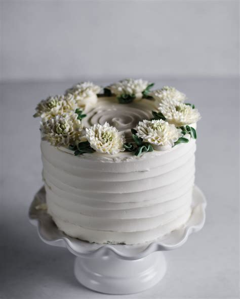 How To Pipe Buttercream Mums Chrysanthemums Baking Butterly Love