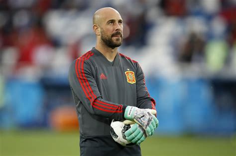 Hello and welcome to the live coverage of fifa world cup 2018 match between portugal and morocco. Pepe Reina Photos Photos - Spain Vs. Morocco: Group B ...