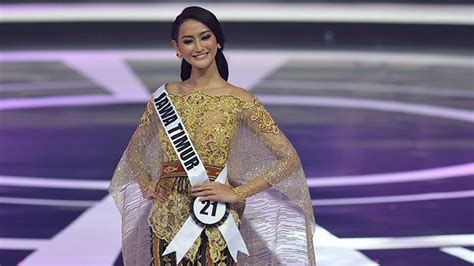 Ayu Maulida Putri Keluar Sebagai Juara Puteri Indonesia 2020 Foto