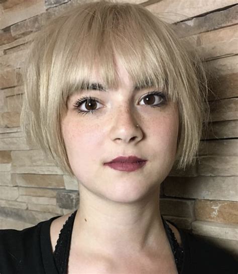 Short Symmetrical Bob With Long Fringe In 2022 Beauty Shoot Sassy