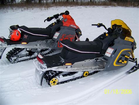Review Of Brp Ski Doo Tundra 2006 Pictures Live Photos And Description