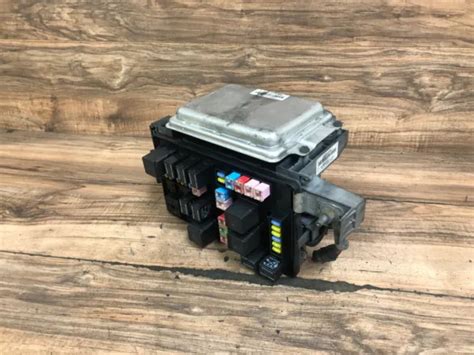 Dodge Charger Chrysler 300 Oem Front Sam Fuse Box Relay Fuses Relays
