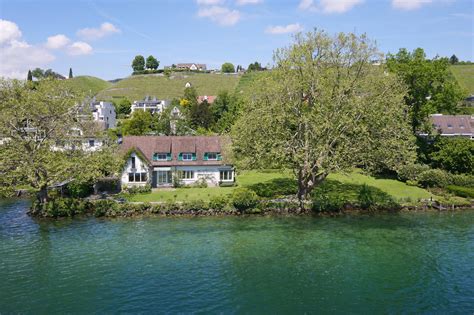 Die malerischen ufer und seen gehören zu den landschaftlich reizvollsten feriengebieten. Mit Seeanstoss | SEESICHT — Das Zürichsee-Magazin
