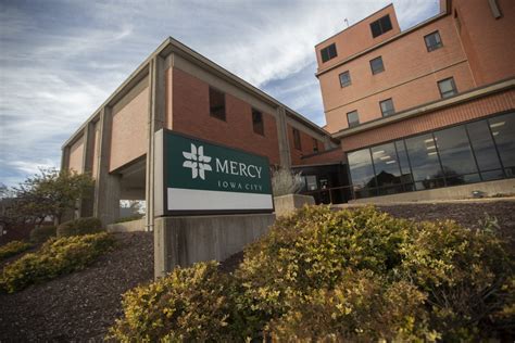 Uihc To Rename Mercy Iowa City Rebrand In 2024 The Daily Iowan