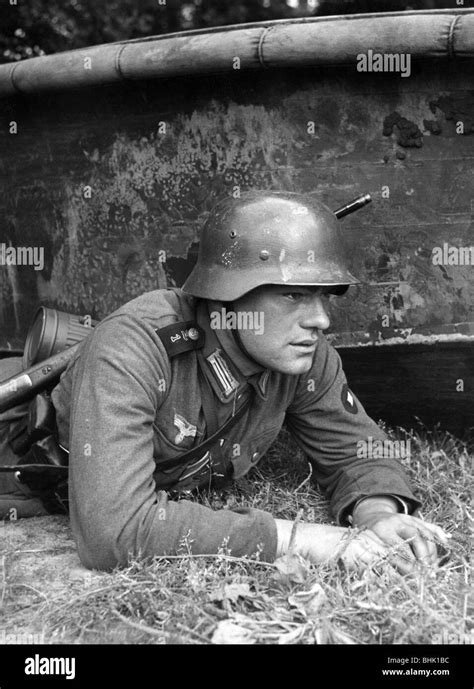 Wehrmacht Pionier Boot Fotos Und Bildmaterial In Hoher Auflösung Alamy