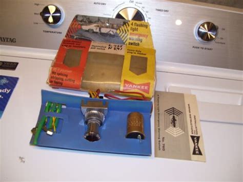 Original Vintage Nos Yankee Way Flasher Hazard Warning Switch Light